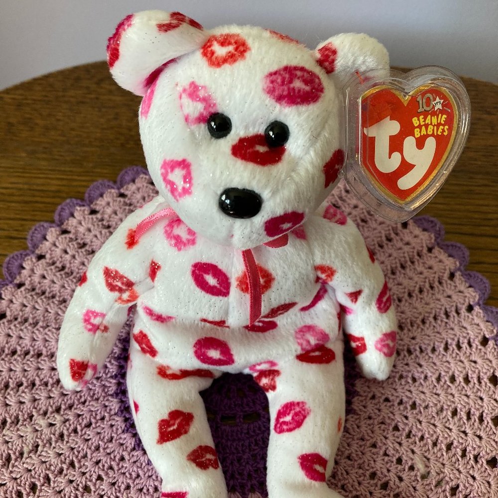 Kissy TY beanie babies teddy bear, 2003, NWT, kiss print